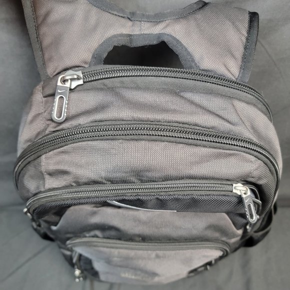 Nike Golf Performance Backpack TG0243 - Anthracite/Black Used Great Condition - Picture 3 of 9